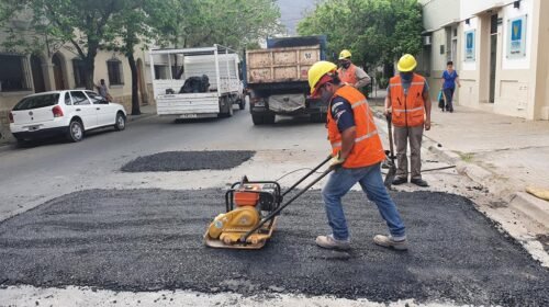 Este sábado habrá corte total en calle Deán Funes por bacheos