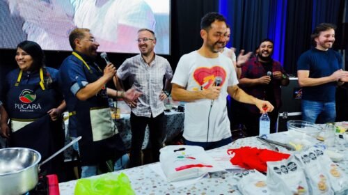 El intendente Emiliano Durand celebró el Día de la Madre en el Cine Opera