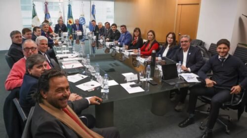 Gobernadores impulsan un proyecto de ley para redistribuir recursos con criterio federal