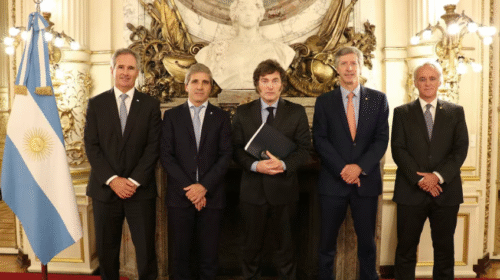 La fuerte suba de tasas destinada a frenar al dólar será transitoria según la previsión del Gobierno