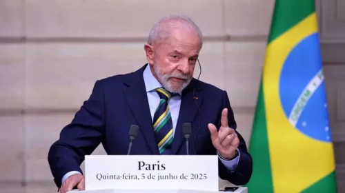 El presidente Lula da Silva mandó peritos federales a investigar responsabilidades de muertes en Río de Janeiro.