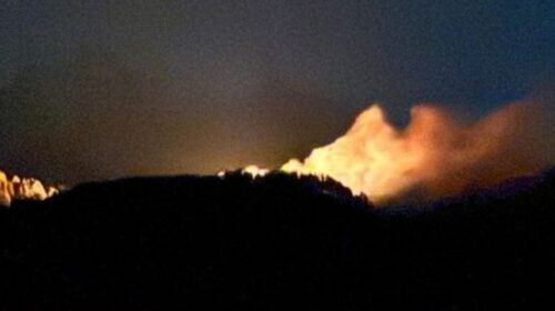 Aviones hidrantes y anfibios operan sobre el sector de «La Tapera» para contener el avance del fuego «intencional» en Los Alerces