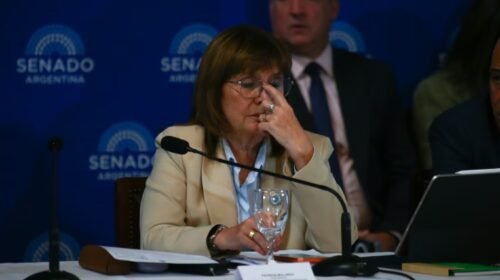 “Ahora es la hora de jugarse”: el mensaje de Patricia Bullrich a los empresarios tras aprobarse la reforma laboral