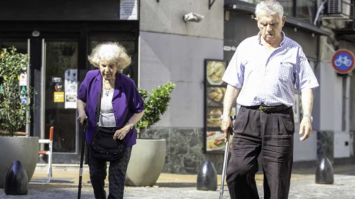 Cuánto aumentarán las jubilaciones, la AUH y otras asignaciones en marzo, tras el IPC del Indec