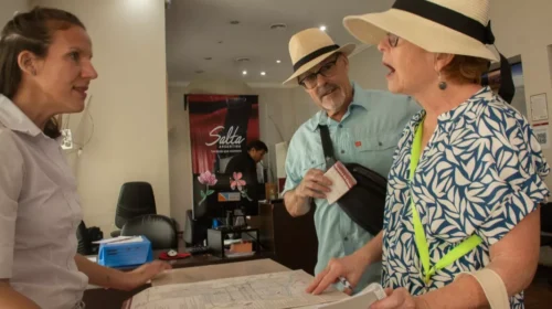 Lanzan curso de inglés para fortalecer la atención turística en Salta