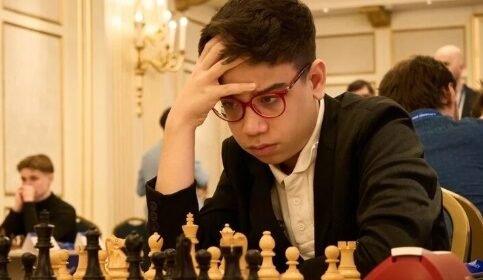 Faustino Oro tuvo una jornada memorable y este jueves puede convertirse en el gran maestro más joven en la historia del ajedrez