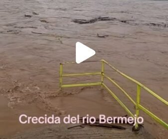 Crecida del río Bermejo cerró el paso de chalanas