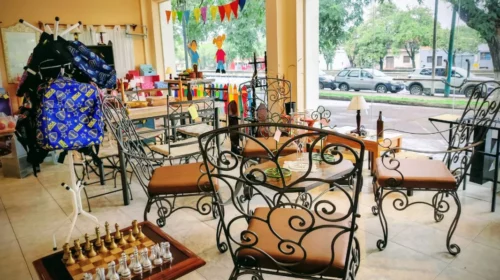 Exposición y venta de productos de laborterapia por el Día Internacional de la Mujer