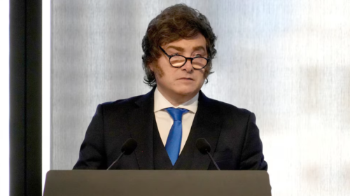 Javier Milei afirmó que la inflación mayorista “está bajando” y dijo que “anticipa lo que viene” para la minorista