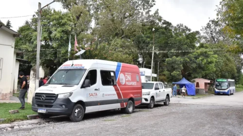 Operativos simultáneos del Registro Civil en Capital y General Mosconi