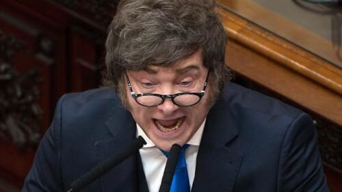 La imagen de Javier Milei cae con fuerza: una encuesta marca 63% de rechazo