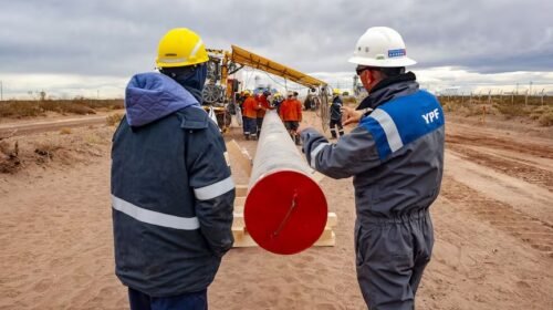 Petróleo propio, precios ajenos: por qué los combustibles siguen subiendo en Argentina