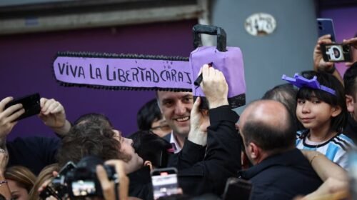 El nuevo objetivo de la motosierra de Milei: los ministros deberán ajustar el 2% de su presupuesto