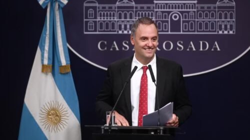 El juez Ariel Lijo ordenó levantar el secreto bancario y fiscal de Manuel Adorni y su esposa