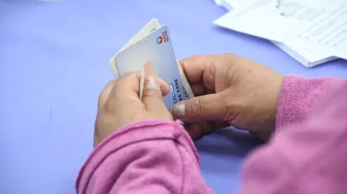 Pacientes oncológicos adultos podrán viajar gratis con el Boleto Solidario Municipal