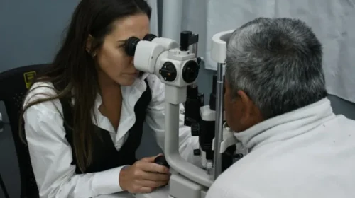 Durand anunció operaciones gratuitas de cataratas para personas sin obra social