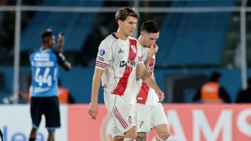 River jugó con diez hombres desde los cuatro minutos y empató 1-1 ante Blooming por la Copa Sudamericana