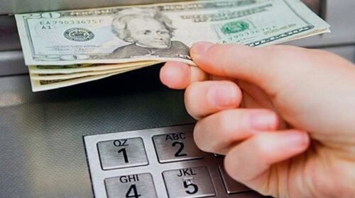 Menos cepo cambiario: cuál es la restricción que eliminó el Gobierno para usar la tarjeta de crédito en el exterior