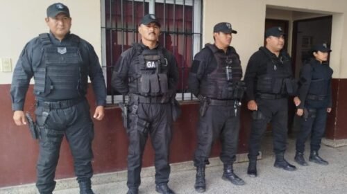 Policías salvaron a un bebé descompensado en Orán