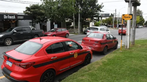 Taxis y remises: continúan los beneficios y suman nuevas paradas libres en la ciudad