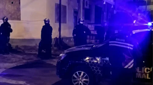 Horror en barrio Roberto Romero: un policía murió tras dispararle a su expareja y a su exsuegro