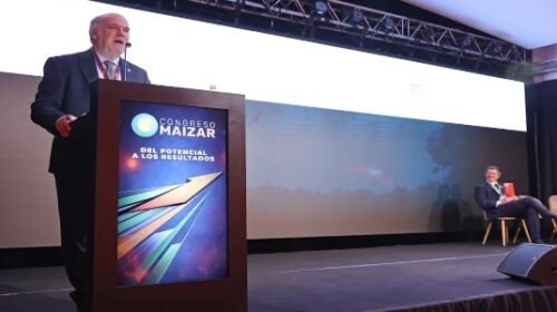 Productores de maíz reclamaron acelerar la baja de retenciones, y el Gobierno pidió un “cambio de actitud”