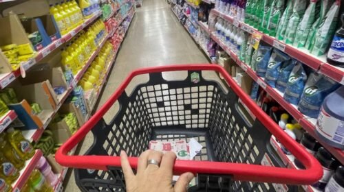 La inflación fue de 2,6% en abril y acumuló 32,4% en los últimos doce meses