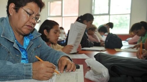 Más de 4 mil salteños eligen terminar el secundario mediante el sistema virtual de la provincia