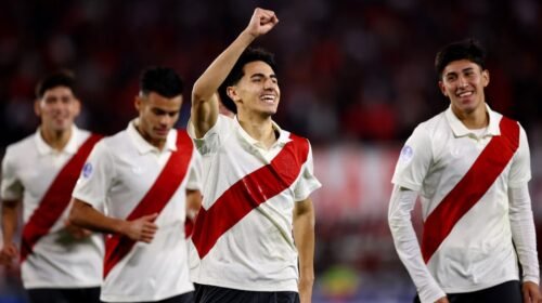 River goleó 3-0 a Blooming y selló su pasaje a los octavos de la Sudamericana