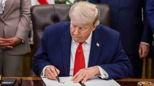 Trump anunció que el acuerdo para poner fin a la guerra en Medio Oriente se firmará este domingo