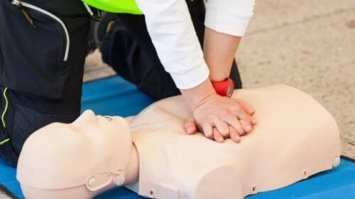 Capacitación en RCP y Primeros Auxilios a beneficio de la Fundación Manos Abiertas