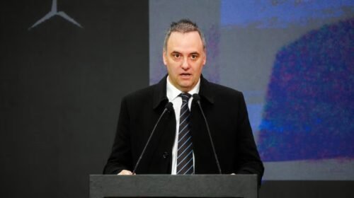 Crecen las presiones para que Manuel Adorni renuncie si no es removido por Milei
