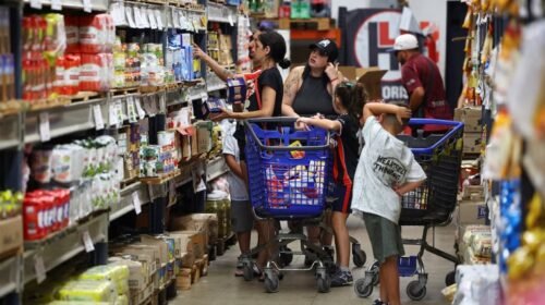 Inflación de mayo: el Gobierno confía en una baja mientras los analistas mantienen la cautela