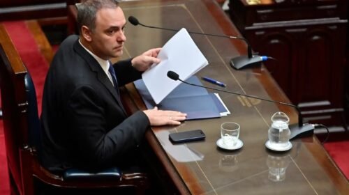Tras la presión de la oposición y sus aliados, Manuel Adorni confirmó que irá al Senado el 2 de julio