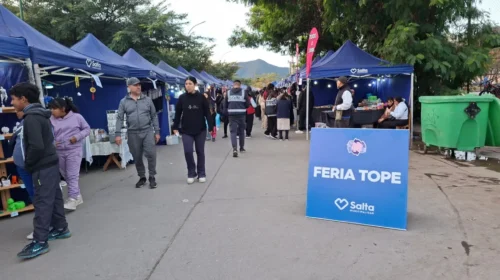 La Feria Tope volvió a convocar a cientos de vecinos en Villa Mitre