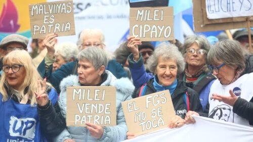 Megaoperativo policial en el Congreso por la marcha de jubilados acompañada por la CGT