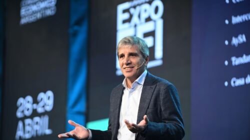 Economía presentará el lunes un programa financiero para cubrir los abultados vencimientos de deuda de 2027