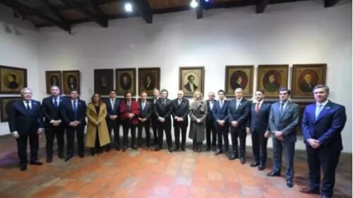 En Tucumán, Sáenz participó de la tradicional Vigilia Patria por el 210° aniversario de la Independencia Argentina