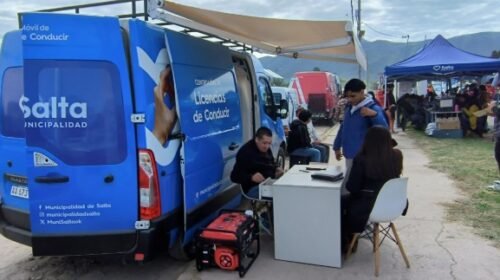 El Móvil de Licencias sigue prestando servicios en distintos barrios