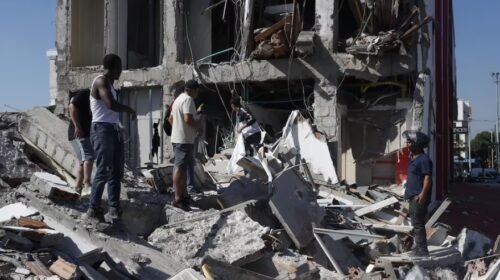 Fuerte terremoto de 7,4 sacudió Colombia y dejó decenas de muertos