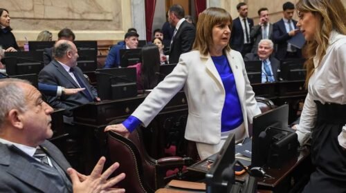 El Gobierno acelera la reforma electoral y busca suspender las PASO
