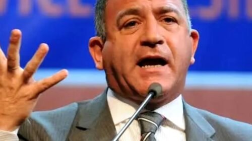 Este señor sintetiza lo que significa la palabra entregador y oportunista