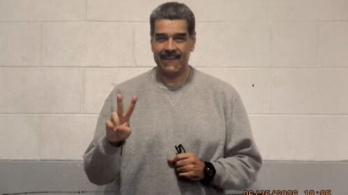 Revelan las primeras imágenes de Nicolás Maduro desde su prisión en Estados Unidos