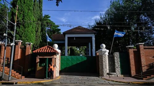 Despidos masivos en la Quinta de Olivos: Milei desplazó al personal civil