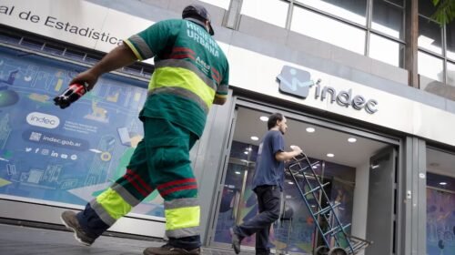 El INDEC informó que los precios aumentaron un 1,7% durante agosto, mientras que la inflación interanual alcanzó el 33,5%.
