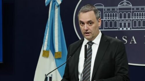 Manuel Adorni justificó sus bienes ante la Justicia y aseguró tener cerca de USD 600 mil en ahorros de bitcoin