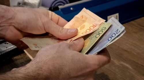 Casi el 90 % de los argentinos señala que su salario no alcanza para cubrir las necesidades básicas