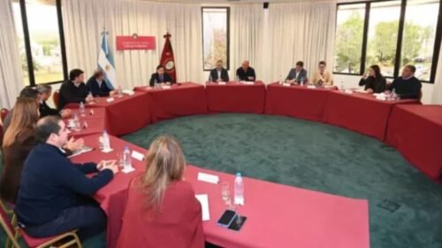 En reunión de Gabinete se confirmó fechas de pago de sueldos y aguinaldo y la presentación del Presupuesto 2027